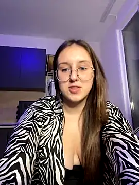 Snapshot of Vviikkssiikk chatting on October 25, 2025, 3:12 pm Vviikkssiikk online show from October 25, 2025, 3:12 pm