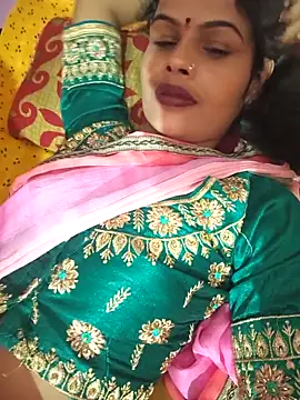 Eshna Dabral online show from October 14, 2025, 3:34 pm