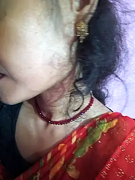 Eshna Dabral online show from October 14, 2025, 1:28 am