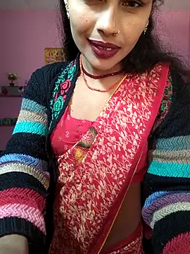 Eshna Dabral online show from December 4, 2025, 3:27 am