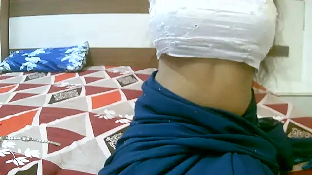 ragini m m s online show from October 28, 2025, 3:07 am