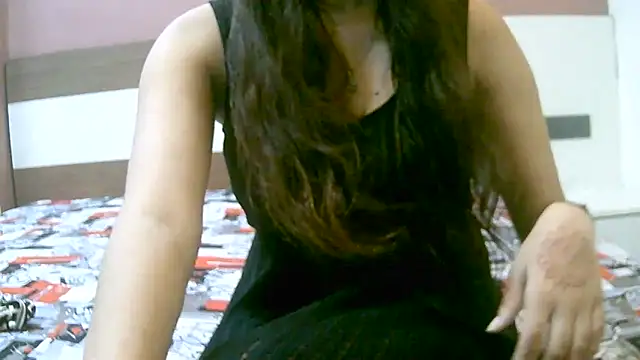 ragini m m s online show from September 27, 2025, 4:18 am