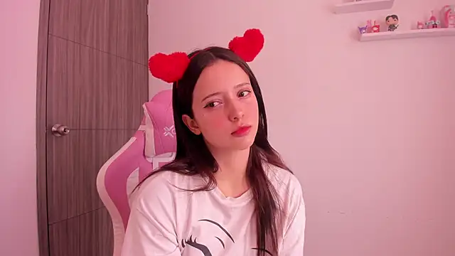 Snapshot of ImBunnyNova chatting on February 13, 2026, 3:56 pm ImBunnyNova online show from February 13, 2026, 3:56 pm