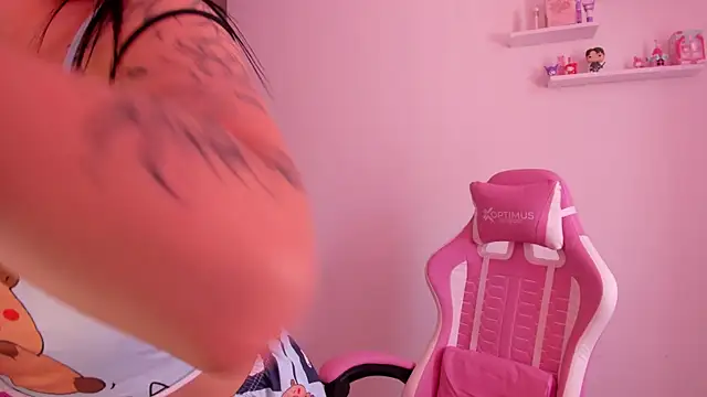 Snapshot of ImBunnyNova chatting on February 26, 2026, 4:29 pm ImBunnyNova online show from February 26, 2026, 4:29 pm