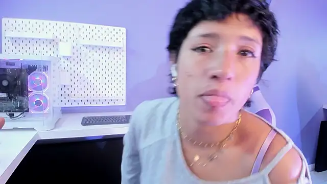 Elaine87  online show from February 19, 2026, 3:09 pm