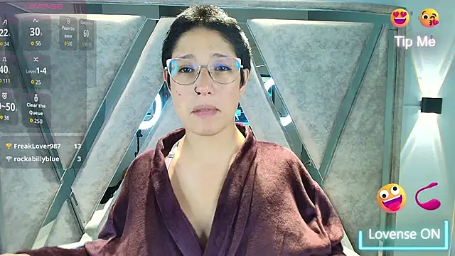 Elaine87  online show from November 11, 2025, 9:37 am