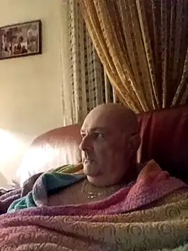 Snapshot of Alexis_Bull chatting on November 23, 2025, 11:37 pm Alexis Bull online show from November 23, 2025, 11:37 pm