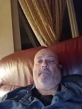 Alexis Bull online show from May 16, 2026, 12:09 am