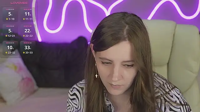 ValeryMurr online show from November 2, 2025, 9:36 am