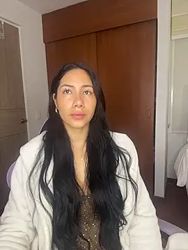 Snapshot of ArianaReynoldss chatting on March 4, 2026, 10:34 am ArianaReynoldss online show from March 4, 2026, 10:34 am