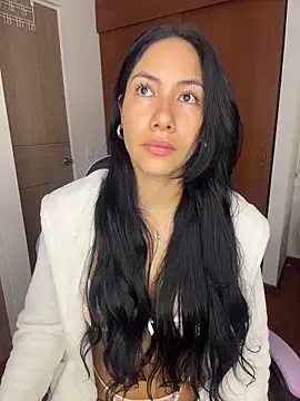 Snapshot of ArianaReynoldss chatting on March 6, 2026, 10:10 am ArianaReynoldss online show from March 6, 2026, 10:10 am