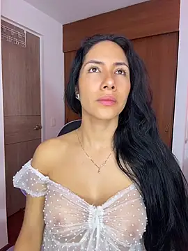 Snapshot of ArianaReynoldss chatting on April 13, 2026, 11:47 am ArianaReynoldss online show from April 13, 2026, 11:47 am