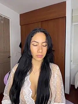 Snapshot of ArianaReynoldss chatting on April 6, 2026, 10:27 am ArianaReynoldss online show from April 6, 2026, 10:27 am