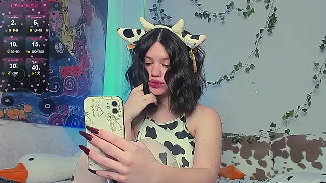Snapshot of secret_princess chatting on March 19, 2025, 7:29 am secret princess online show from March 19, 2025, 7:29 am