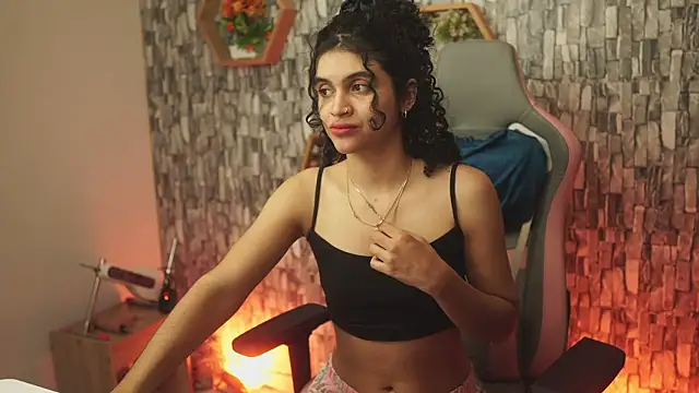 bonniie 98  online show from May 15, 2026, 3:59 am