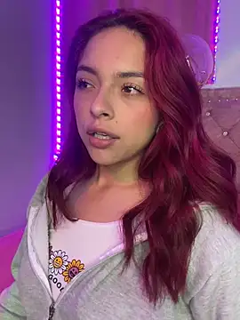 Snapshot of Young_Lau_ chatting on March 23, 2025, 2:48 am Young Lau online show from March 23, 2025, 2:48 am