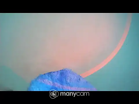 santihot089 online show from November 1, 2025, 11:31 pm