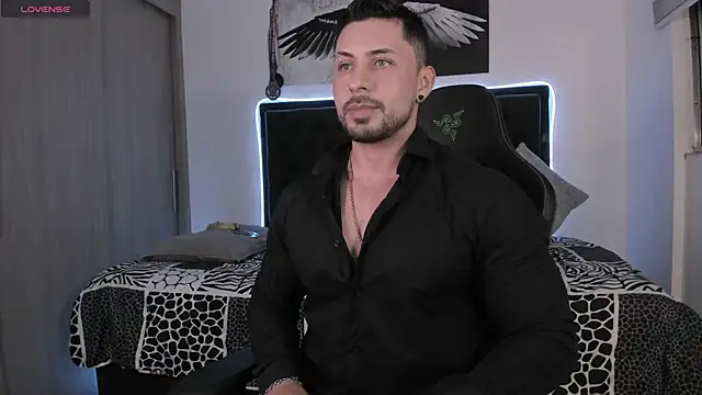 Snapshot of santi_aesthetic chatting on May 31, 2026, 2:39 am santi aesthetic online show from May 31, 2026, 2:39 am
