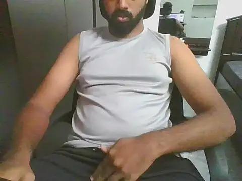 Periyakunji69 online show from November 30, 2025, 5:41 am