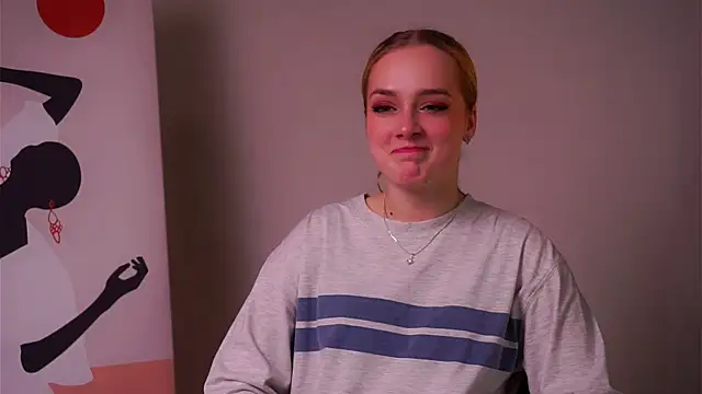 EllwynaGrindell online show from March 20, 2025, 11:49 am