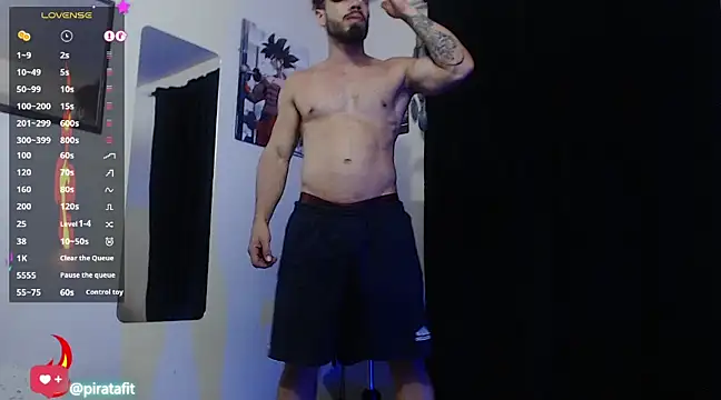 Snapshot of pirata_fitness chatting on March 20, 2025, 11:34 pm pirata fitness online show from March 20, 2025, 11:34 pm