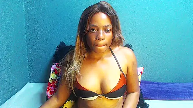 SMALLBOOBSXX online show from May 18, 2026, 11:48 am