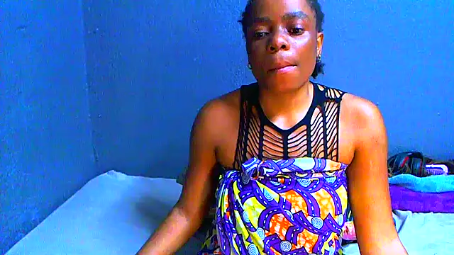 SMALLBOOBSXX online show from June 11, 2026, 5:32 pm