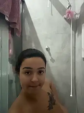 Manu 2002  online show from April 12, 2026, 1:20 am