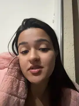 Snapshot of Manu_2002_ chatting on May 18, 2026, 2:33 am Manu 2002 online show from May 18, 2026, 2:33 am