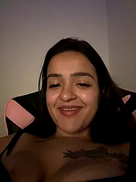 Snapshot of Manu_2002_ chatting on October 23, 2025, 1:59 am Manu 2002 online show from October 23, 2025, 1:59 am