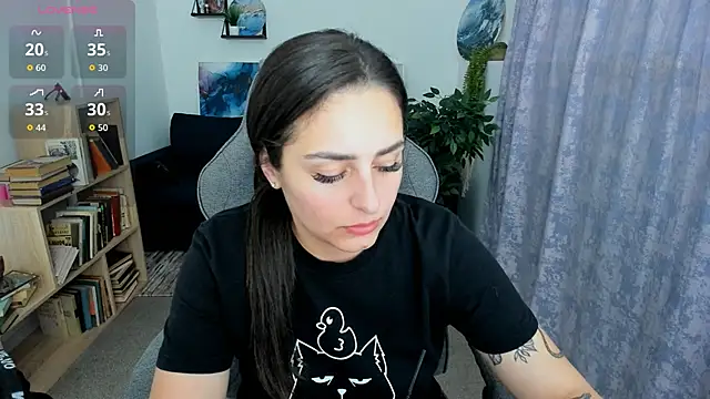 Snapshot of ValeriiMills chatting on May 21, 2026, 9:56 pm ValeriiMills online show from May 21, 2026, 9:56 pm