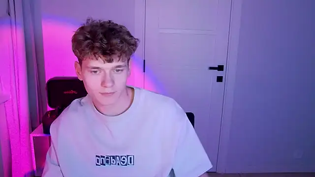 DanyDavis online show from March 30, 2026, 7:48 pm