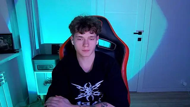 Snapshot of DanyDavis chatting on January 16, 2026, 1:37 pm DanyDavis online show from January 16, 2026, 1:37 pm