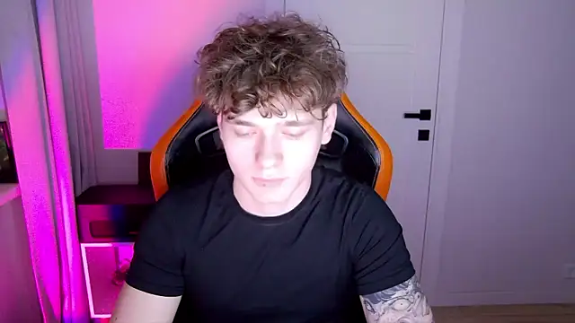 Snapshot of DanyDavis chatting on January 11, 2026, 1:40 pm DanyDavis online show from January 11, 2026, 1:40 pm