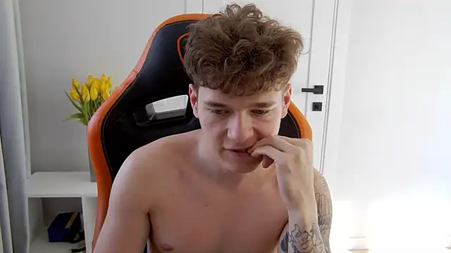 DanyDavis online show from March 14, 2026, 8:42 am