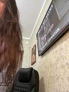 Snapshot of MariannaSida chatting on April 17, 2026, 7:44 am MariannaSida online show from April 17, 2026, 7:44 am