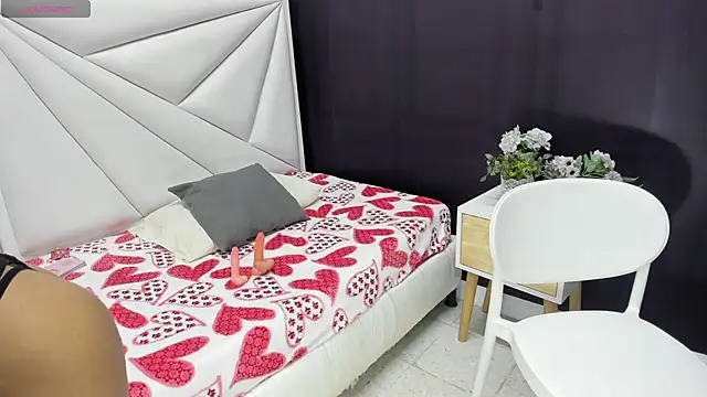 Snapshot of paula_zambrano7 chatting on September 9, 2025, 1:53 pm paula zambrano7 online show from September 9, 2025, 1:53 pm