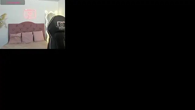 Snapshot of kissy_tay chatting on September 23, 2025, 11:50 am kissy tay online show from September 23, 2025, 11:50 am