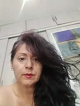 lunadicty online show from May 15, 2026, 11:14 pm