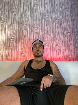 Snapshot of PapiStan chatting on October 8, 2025, 4:14 am PapiStan online show from October 8, 2025, 4:14 am