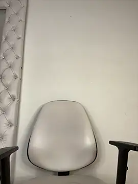 Snapshot of PapiStan chatting on November 24, 2025, 2:55 am PapiStan online show from November 24, 2025, 2:55 am