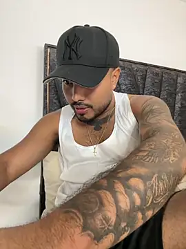 PapiStan online show from September 23, 2025, 5:03 am