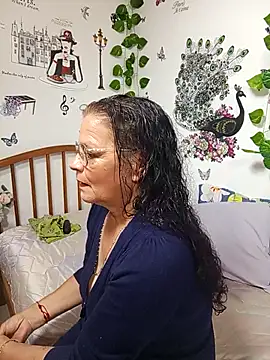 katrina perez online show from April 8, 2026, 10:22 pm