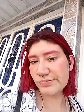 Snapshot of Cerecitaa02_ chatting on February 14, 2026, 12:05 pm Cerecitaa02 online show from February 14, 2026, 12:05 pm