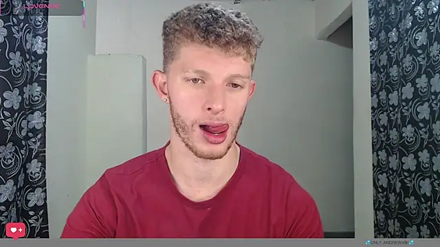 Snapshot of andrewxbi chatting on July 20, 2026, 6:43 pm andrewxbi online show from July 20, 2026, 6:43 pm