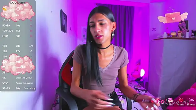 SkylerBennet online show from October 30, 2025, 1:26 am