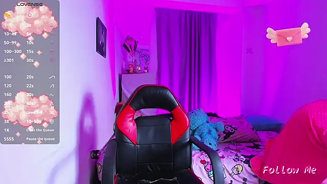 SkylerBennet online show from March 31, 2026, 4:14 am