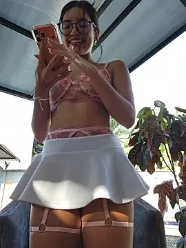 Pretty roxxyy online show from November 21, 2025, 12:26 pm