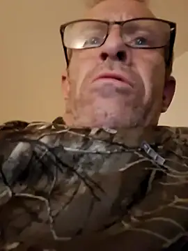 Snapshot of moasslicker chatting on September 19, 2025, 10:41 am moasslicker online show from September 19, 2025, 10:41 am