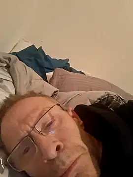 Snapshot of moasslicker chatting on December 16, 2025, 10:08 am moasslicker online show from December 16, 2025, 10:08 am